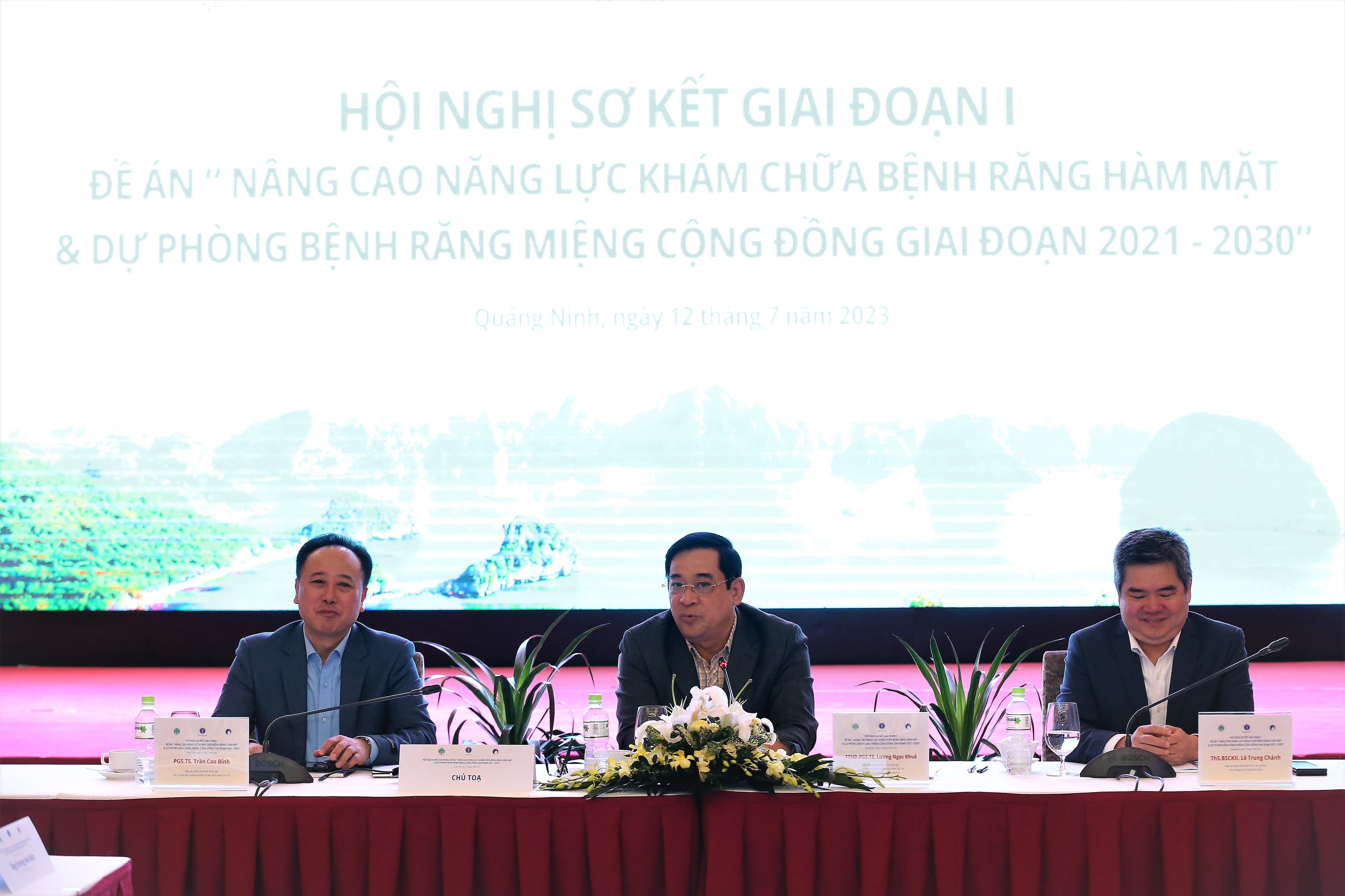 HỘI NGHỊ SƠ KẾT ĐỀ ÁN NÂNG CAO NĂNG LỰC CHỮA BỆNH RĂNG HÀM MẶT VÀ DỰ PHÒNG BỆNH RĂNG MIỆNG CỘNG ĐỒNG GIAI ĐOẠN 2021-2030 (ĐỀ ÁN 5628) GIAI ĐOẠN 1